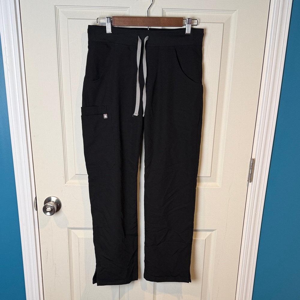 Figs Kade Cargo Scrub Pants